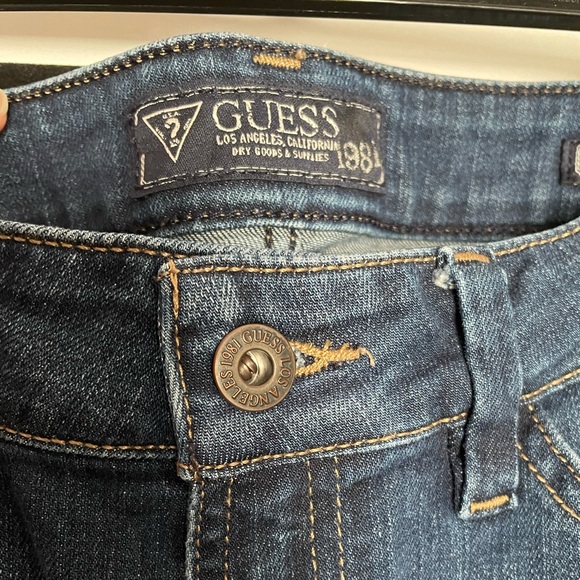 ❤️Host Pick ❤️ Guess 1981 Blue Denim Brittney Skinny Jeans - Picture 8 of 12